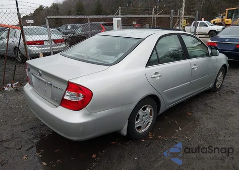 2003 Toyota Camry Le V6 from USA, damaged, VIN 4T1BF32KX3U547924